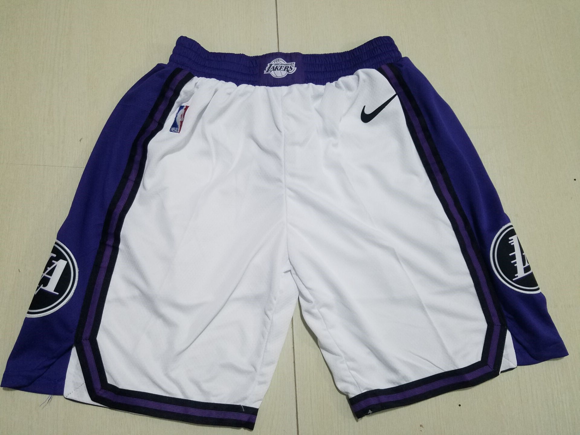 Men NBA Los Angeles Lakers Shorts 202302183->los angeles lakers->NBA Jersey